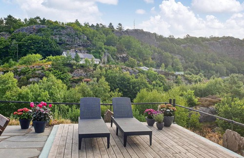 Lindesnes House | Stunning home in Lindesnes with sauna