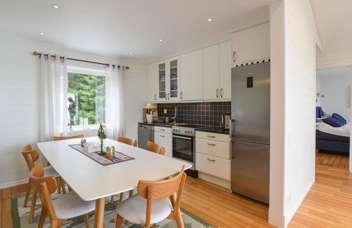 Mellerud O House | Stunning home in Mellerud