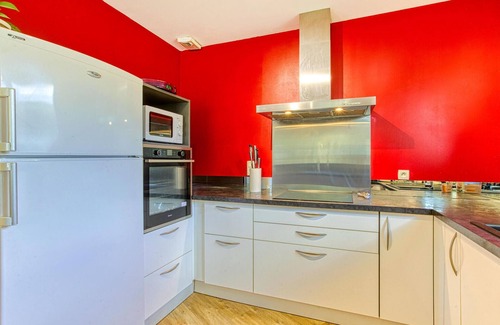 Montsales House | Stunning home in Montsales with WiFi