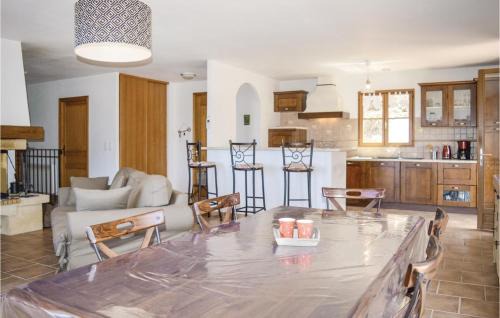 Nessa House | Stunning Home In Nessa