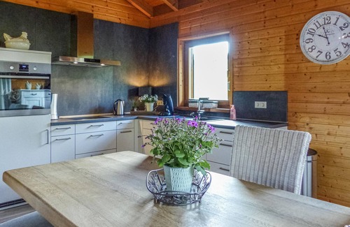 Nimsreuland House | Stunning home in Nimsreuland with WiFi