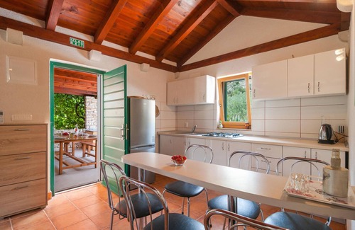Dol House | Stunning home in Postira