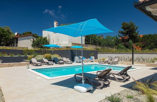 Premantura House | Stunning home in Pula