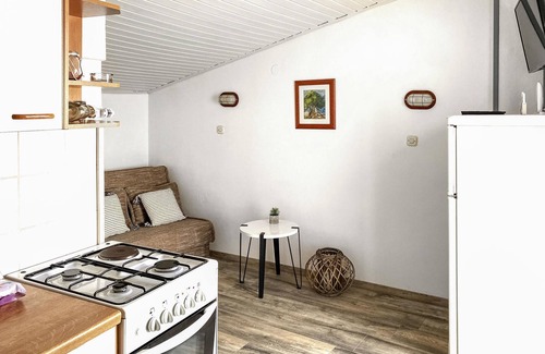 Stara Baska House | Stunning home in Punat with kitchen