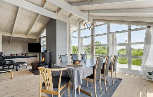 Klegod Strand House | Stunning Home In Ringkøbing With Sauna