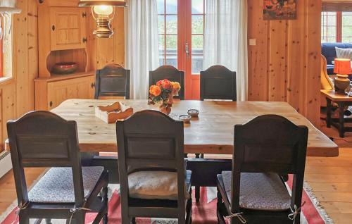 Atra House | Stunning Home In Rjukan With Sauna