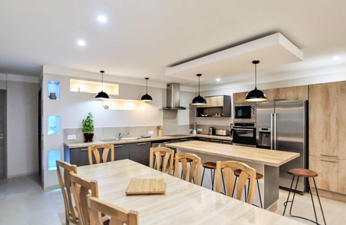 Saint-Thome House | Stunning home in Saint-Thomé with WiFi