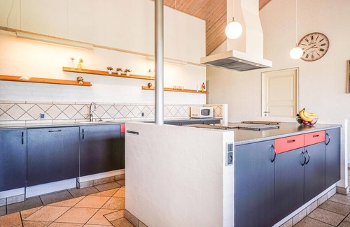 Spøttrup House | Stunning home in Spøttrup with sauna
