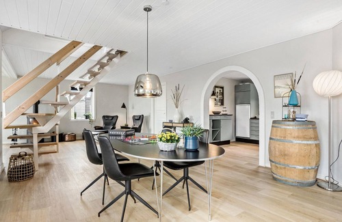 Spøttrup House | Stunning home in Spøttrup with WiFi
