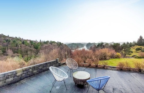 Sveio House | Stunning home in Sveio with WiFi