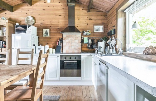 Vastra Torup House | Stunning home in Västra Torup with WiFi