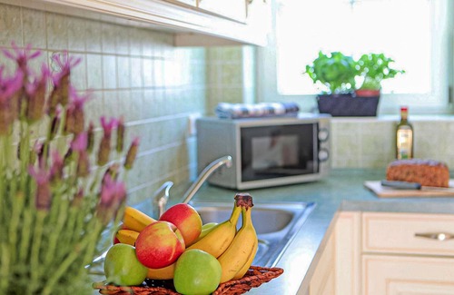 Verchen House | Stunning home in Verchen with kitchen