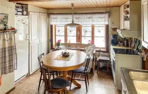 Tranas House | Stunning Home In Ydre With Kitchen