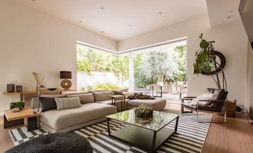 Melrose House | Stunning Home - Pool & Hot Tub - Fire Pit