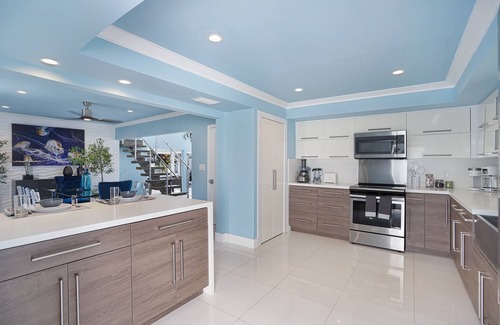 Lighthouse Point House | Stunning Home! Managed by BNR Vacation Rentals