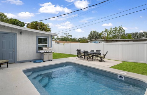 Riverview Estates House | "Stunning Home w/Heated Pool & Fenced Yard"
