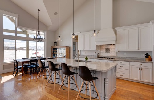 Oakley House | Stunning Home w/Hot Tub ~ 15 Mi to Park City!
