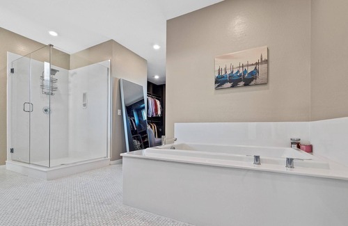 Spring Valley House | Stunning home w/ pool and Mountain Views in Las Vegas