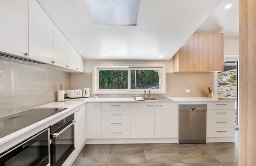 Bellerive House | Stunning Home w/River Views
