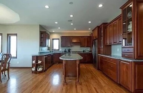 Franktown House | Stunning Home with amazing mountain views!!