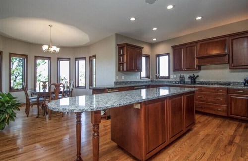 Franktown House | Stunning Home with amazing mountain views!!