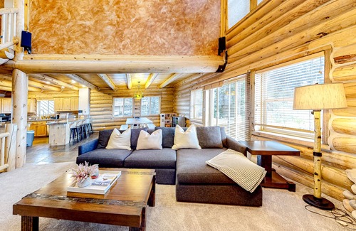 Summit Park House | Stunning home with incredible views, trail access, hot tub & children's items