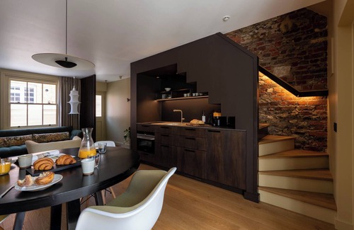 Winchester House | Stunning House in Central Winchester