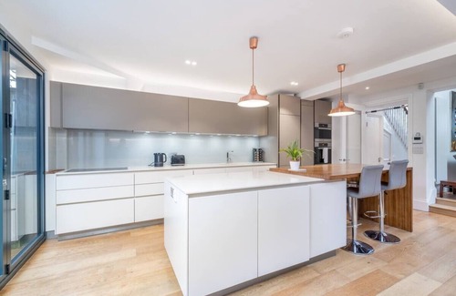 Dalgarno Apartment | Stunning house near Notting Hill