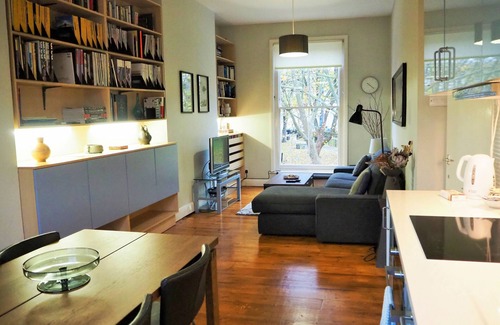 Little Venice Apartment | Stunning house overlooking local park