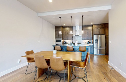 Hideout House | Stunning house w/ski & lake views, private hot tub, private W/D