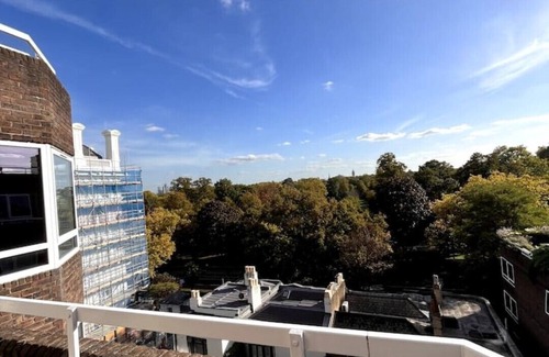 Wandsworth Apartment | Stunning Hyde Park Panorama Luxury 4-Bedroom Oasis