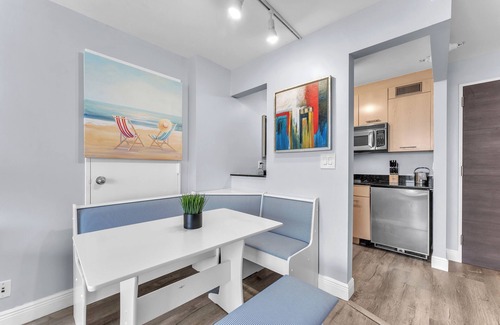 Birch Park Finger Streets Condo | STUNNING INTRACOSTAL and OCEAN VIEWS from private balcony. A short walk to beach