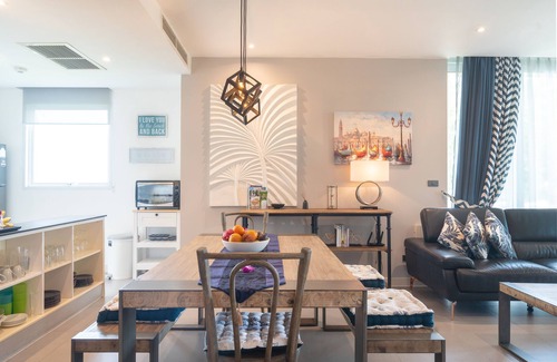 Karon Apartment | Stunning Karon Beachfront Apartment 707