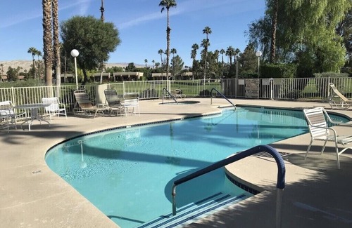 Palm Springs Condo | Stunning lake, golf course and Mountain View’s.