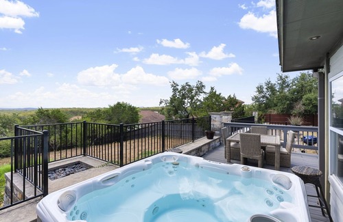 Cardinal Hills House | Stunning Lake Travis Estate w/Spectacular Pool