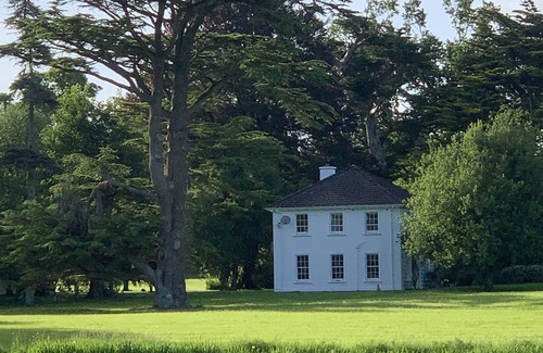Kilmallock House | Stunning lake view countryside Irish property. Cozy and comfortable.