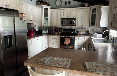South Woodstock House | Stunning Lakefront Escape! Book Your Dream Getaway!