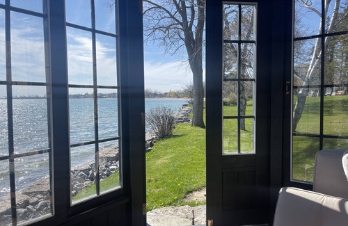 Cobourg Cottage | Stunning Lakefront Retreat 1 Hr from Toronto