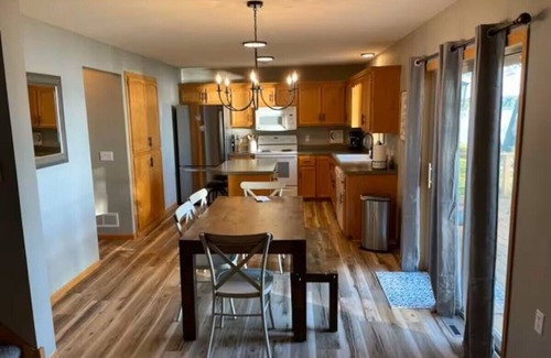 Pine City Cabin | Stunning lakeside cabin-100 ft of private, stair-free shoreline-3,000 acre lake