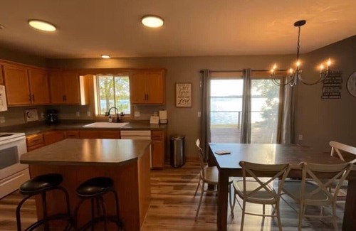 Pine City Cabin | Stunning lakeside cabin-100 ft of private, stair-free shoreline-3,000 acre lake