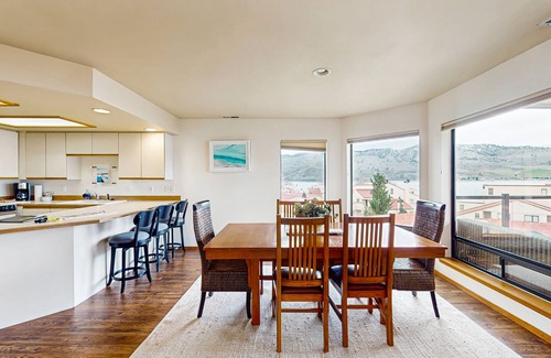 Chelan Condo | Stunning lakeside condo with shared pools, hot tub, and spectacular lake views