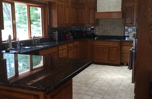 Center Ossipee House | Stunning Lakeside Home