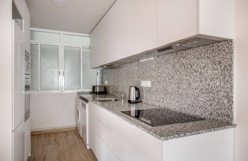 La Maternitat i Sant Ramon Apartment | Stunning Les Corts 3BR Penthouse w/Balcony, nr Camp Nou, by Blueground