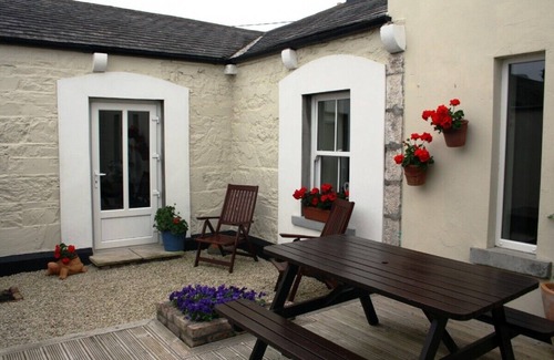 Whitegate Cottage | Stunning Lighthouse Cottage with spectacular views