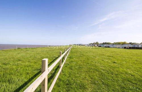 Hopton Cabin | Stunning Lodge With Full Sea Views And Decking At Broadland Sands Ref 20076Cf