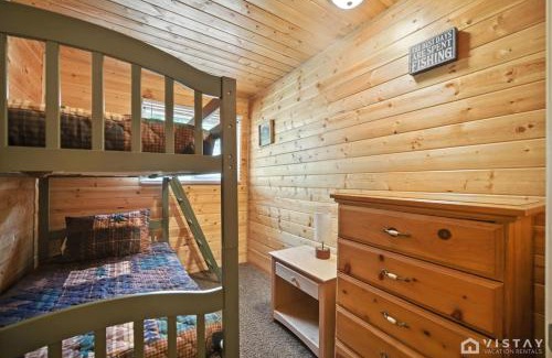 Mammoth Creek House | Stunning Log Cabin Close to Panguitch Lake