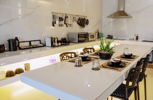 Busuanga Villa | Stunning Luxury 1Bedroom 2 Bathroom Villa Suite amazing Ocean views & great food