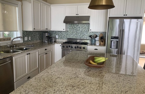 Markesan House | Stunning luxury 7 Bedroom Green Lake home on private lakefront