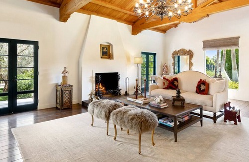 Old Las Palmas House | Stunning Luxury Home with 4-Bedrooms, Private Salt-Water Pool, & Spa