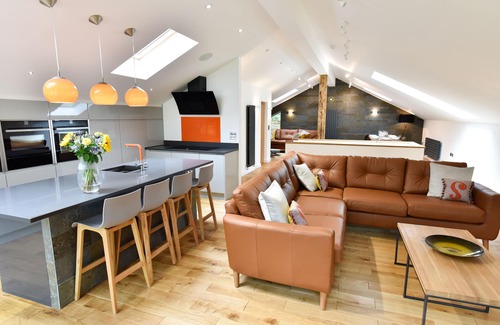 Broughton Mills House | Stunning, Luxury Lodge - 300m from Lake Coniston - Sleeps 8